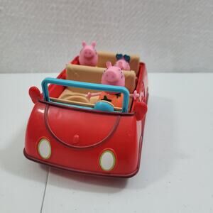 Peppa Pig Peppa's Family Red Car Toy Preschool Playset With 3 Figures 112123-1M3